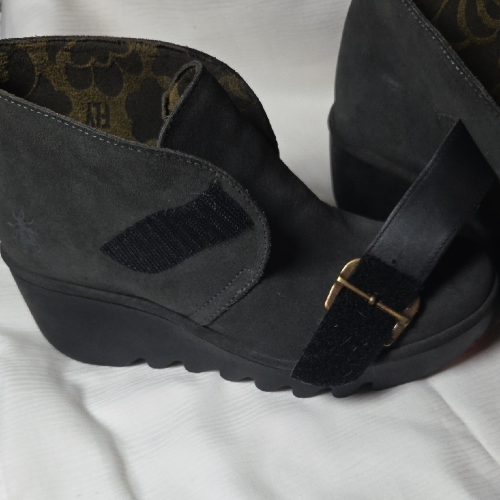 FLY LONDON Charcoal Suede Wedge Boots - Picture 9 of 9